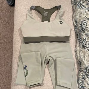 Peloton bra and leggings